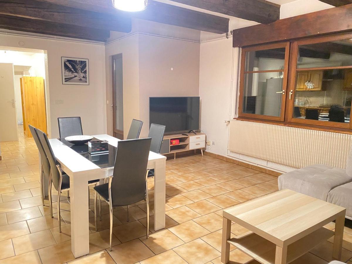 Appartement   Chez Falco   vue sur le château Schirmeck Extérieur photo
