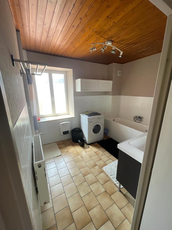 Appartement   Chez Falco   vue sur le château Schirmeck Extérieur photo
